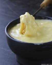 Recette De Fondue Savoyarde Au Fromage Recette Recette Recette Fondue Recette Fondue Savoyarde