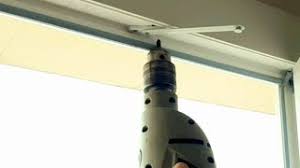 Firmamız i̇stanbul'da tüm ilçelere çift açılım dönüştürme hizmeti götürmektedir. Tek Aparat Ile Pvc Pencereyi Yarim Acilir Yapmak Cocuk Guvenligi Ve Havalandirma Youtube