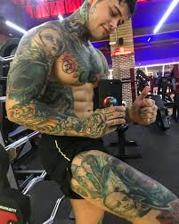 Yeferson cossio (model) was born on the 15th of may, 1994. Yeferson Cossio Life Goes On En Action Fitness