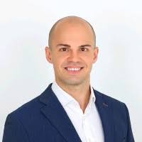 70+ "Tim Hauer" profiles