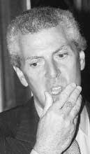 Finanziariaimpazzita,Tremontivacilla