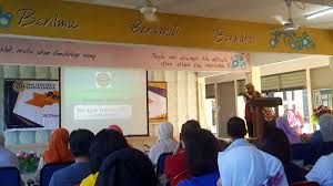 Kemasukan murid ke sekolah ini datang dari sk sekyen 1 bandar kinrara, sjk (t) castlefield, sjk (t) kinrara, sjk (t) puchong, sk. Our Wonderful Simple Life Smk Seksyen 3 Bandar Kinrara Semestib
