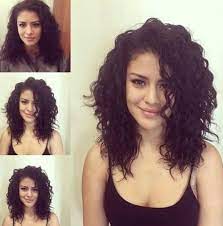 Hair Color In 2021 Shoulder Length Curly Hair Shoulder Hair Curly Girl Hairstyles