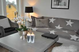 Dekorasyon konusunda, herkesin evinde uygulayabileceği küçük ipuçları vermek gerekirse; 2016 Ev Dekorasyonunda Son Trendler Yemek Odasi