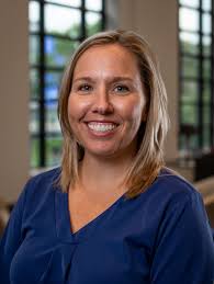 Kelly Mcaninch's Instagram, Twitter & Facebook