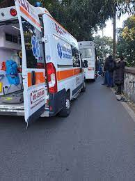 Seite a conoscenza , della configurazione ( mono , bibo o altro). Primo Terribile Incidente Stradale Del Nuovo Anno A Capri Coinvolti Un Motorino E Un Autobus Di Linea Un Ferito Molto Grave Capri News