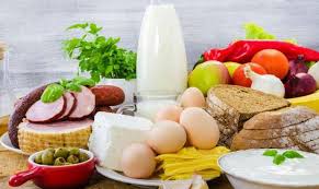 Mách bạn các loại thực phẩm có lợi và có hại cho răng trẻ