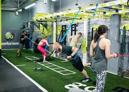 Group Functional Fitness Training Gym Design Equipos De Gimnasia Diseno De Gimnasio Gimnasio En Casa