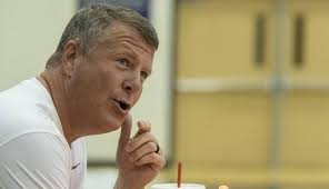 Shaquille Harrison of Phoenix Suns giving back