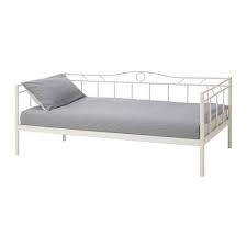 *moving interstate* lovely ikea white metal bed that was used as a spare bed. Kupit Ramsta Karkas Kushetki S Reechnym Dnishem Belyj Po Vygodnoj Cene Ikea Ikea Daybed Day Bed Frame Ikea Bed