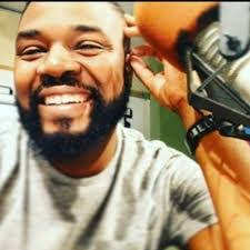 Robert Demore's Instagram, Twitter & Facebook