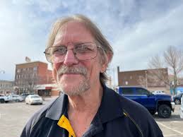 More school board candidates line up