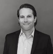 Dave Bragg's Instagram, Twitter & Facebook