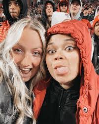 Kayla Miles's Instagram, Twitter & Facebook