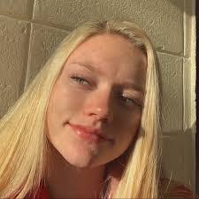 Renee Swindell's Instagram, Twitter & Facebook