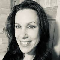 Danielle Poole”님의 프로필 100+