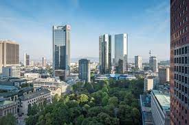 Atop the building is an inverted pyramid suspended from the three corners. Northstar Realty Europe Sells Frankfurt Trianon Tower For 670m De