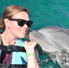 Adrianna Childs's Instagram, Twitter & Facebook