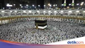 Sebab pembukaan pihak arab quraisy melanggar syarat perjanjian hudaibiyah. Raja Salman Keluarkan Dekrit Pembukaan Kembali Pelataran Tawaf Masjidil Haram