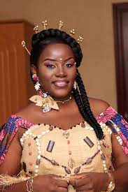 Coiffure Mariage Coutumier Gabon Gabonese Wedding Hairstyle Traditionnal African Wedding African Wedding Hairstyles African Wedding African Traditional Wedding
