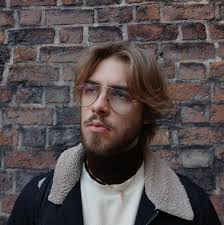 Mic Doggy 🐕 agin 🐸