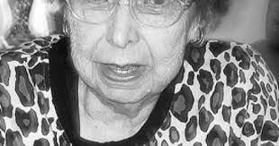 Ellen Ruggles's Instagram, Twitter & Facebook