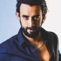 80+ perfiles de «Dave Escobar»