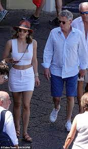 Katharine Mcphee Picture Exclusive Singer Enjoys Stroll With New Husband David Foster In Capri Daily Mail Online