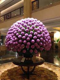 Lady gaga, per lei un gigantesco mazzo di fiori a roma 29 marzo 2021 lady gaga festeggia il compleanno a roma, dove si trova per le riprese del film house of gucci, e riceve un gigantesco mazzo. Il Gigantesco Mazzo Di Fiori All Ingresso Picture Of Shangri La Hotel Kuala Lumpur Tripadvisor