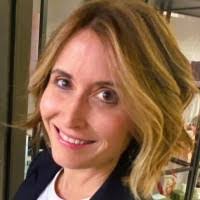 Dina Carlucci's Instagram, Twitter & Facebook