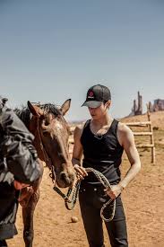 19 Lay Zhang Layzhang Twitter In 2020 Exo Lay Yixing Horses
