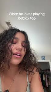 Amy Duerr's Instagram, Twitter & Facebook