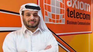 Pekerja bekerja di kebun kurma di kawasan madinah, arab saudi, sabtu (29/8/2015). Media Gemilang Februari 2015