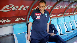 He wasn't the first to do so. Chelsea Coach Sarri Von Der Kreisliga In Die Premier League