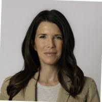 Amy Cromer's Instagram, Twitter & Facebook