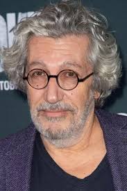 Joseph Ortiz : biographie, filmographie, photos & vidéos