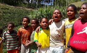 Cara membuat artikel terkait di bawah postingan blog. Keren Lagu Aku Papua Oleh Anak Papua Sendiri Resep Kuini