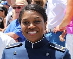 Erin Brainard's Instagram, Twitter & Facebook