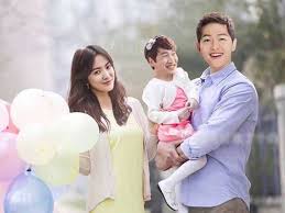 Sehingga muncul dugaan bahwa ia memanjangkan rambut untuk perannya di season kedua arthdal chronicles. Foto Song Joong Ki Dan Song Hye Kyo Cerai 3 Nyata