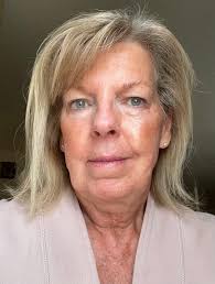 Carol Ratcliff's Instagram, Twitter & Facebook