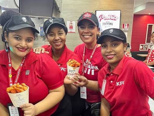 Ayudante Multifuncional KFC México