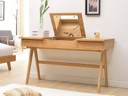 Set meja hias konsol dengan pigura ruang tamu mewah. 10 Desain Meja Rias Minimalis Cantik Untuk Ruangan Sempit