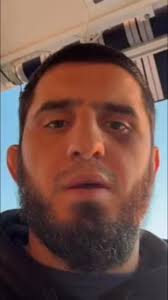 There’s something 👃😂, #mma #ufc