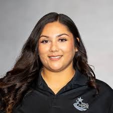 Cinthya Felix's Instagram, Twitter & Facebook