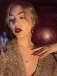 Do you have a favorite selfie that really shows your Fae flare?