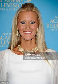 558 Host Sandra Lee Stock Photos, High-Res Pictures, and Images