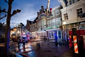 De brand die ontstond bij de. Brand Binnenstad Zwolle Zwolle Destentor Nl