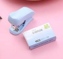 RETON Mini Stapler Set, Portable Small Stapler with 400 Pcs 24/6 Staples,  Bookbinding Machine with Staple Remover, Cute Stapler Gift for Stationery  ...