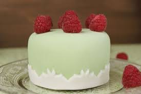 Kochen und backen nach rezept: Mini Cakes Backen Einfache Torten Fur Den Fruhling Absolute Lebenslust