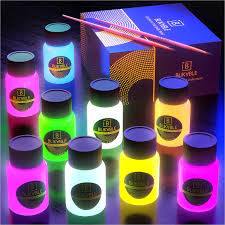 You get eight containers of different luminescent pigments that contain 0.7 fl oz / 20 ml of paint. 4 Best Glow In The Dark Paint Sets Of 2021 Outdoor Paint Parties